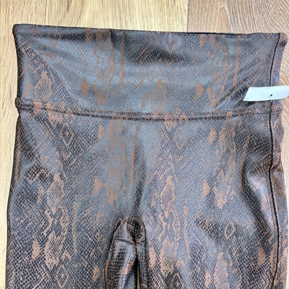 Spanx Faux Leather Brown Snakeskin Leggings Animal Print Pants XS - Picture 6 of 11
